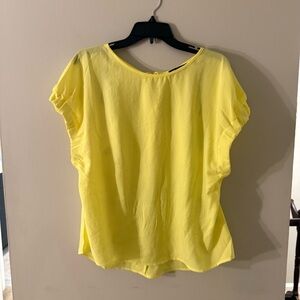 Sunny Yellow Women's Short Sleeve Top